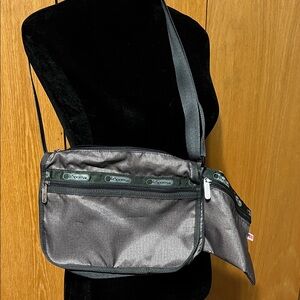 NWOT Lesportsac crossbody bag with makeup bag, Grayish tan.